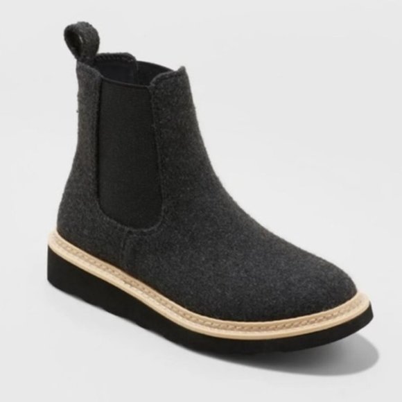 Universal Thread Shoes - Universal Thread Wool Chelsea Chukka Boots, Charcoal